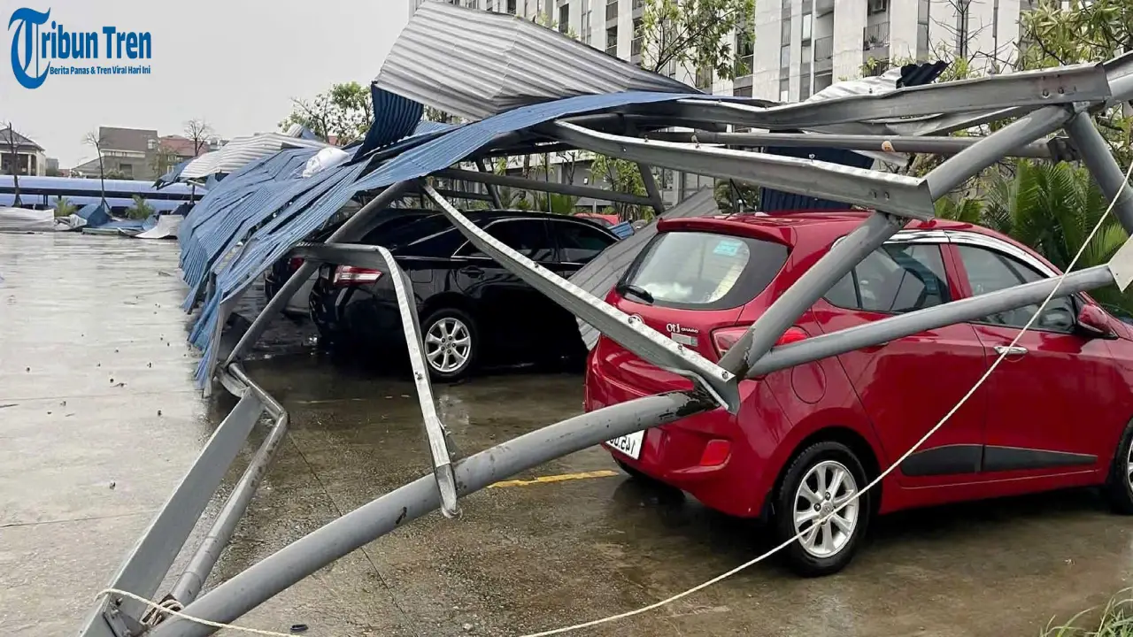 Vietnam Diterpa Badai Topan Bualoi, Kecepatan Angin 133 Kph