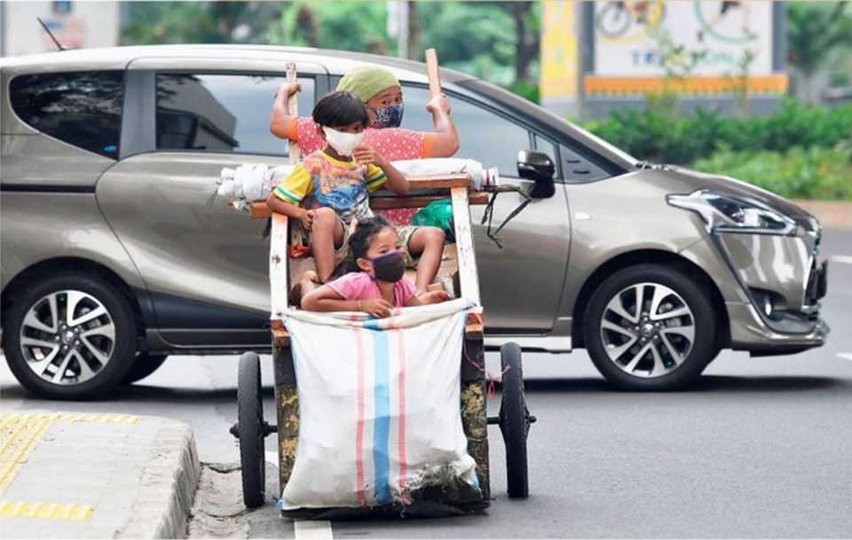 Bentuk Kekecewaan Rakyat Indonesia pada kesenjangan ekonomi