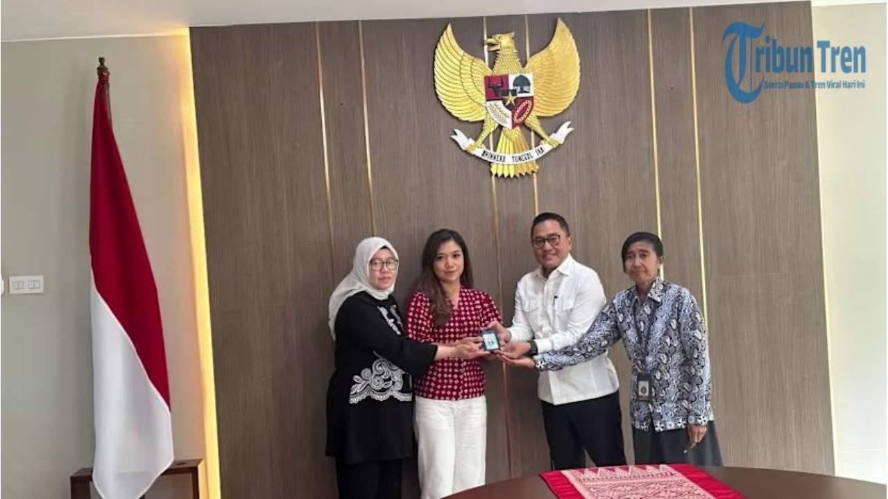 Kartu Pers Wartawan CNN Indonesia Diana Valencia Dikembalikan