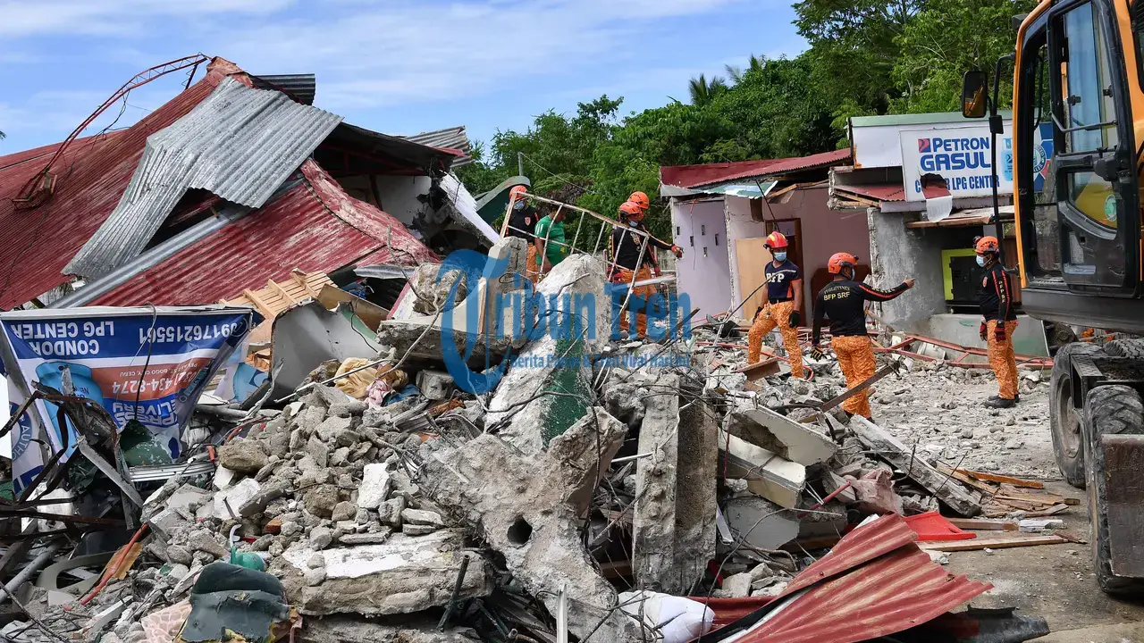 Gempa Besar M7,4 Guncang Filipina Picu Potensi Tsunami Sulut