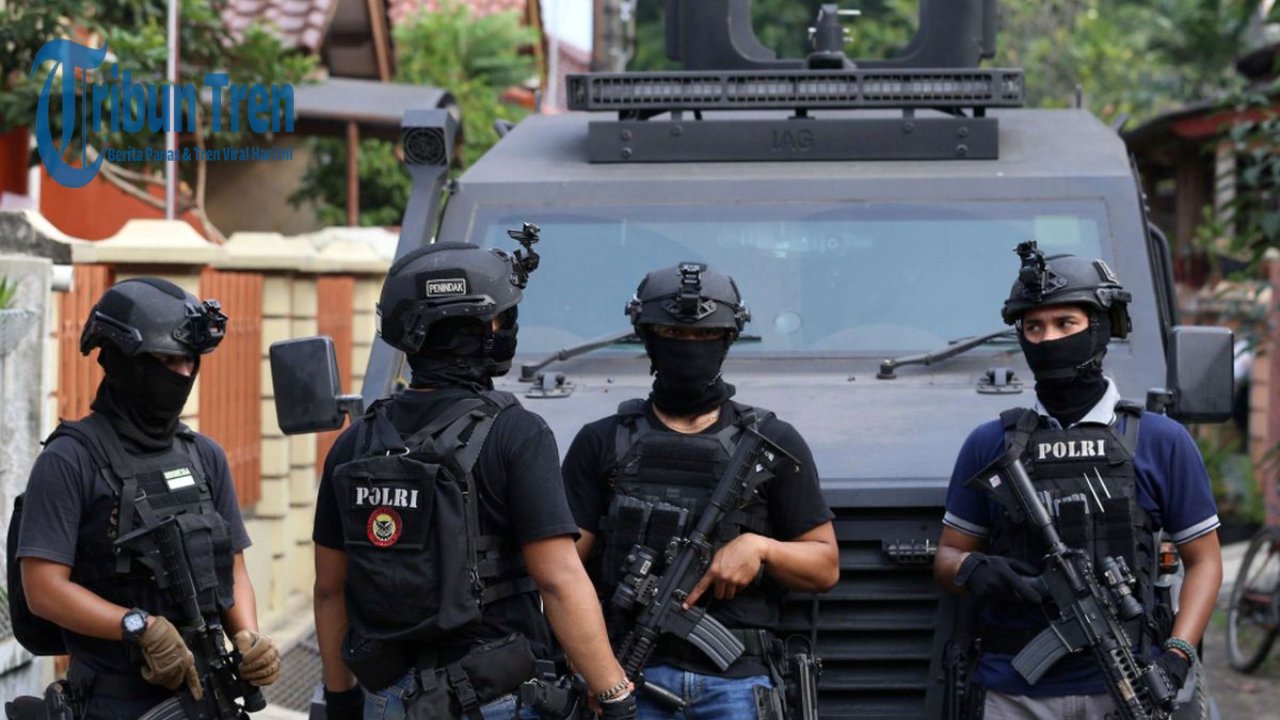 Berita Terorisme! Densus 88 Tangkap 4 Teroris Simpatisan ISIS