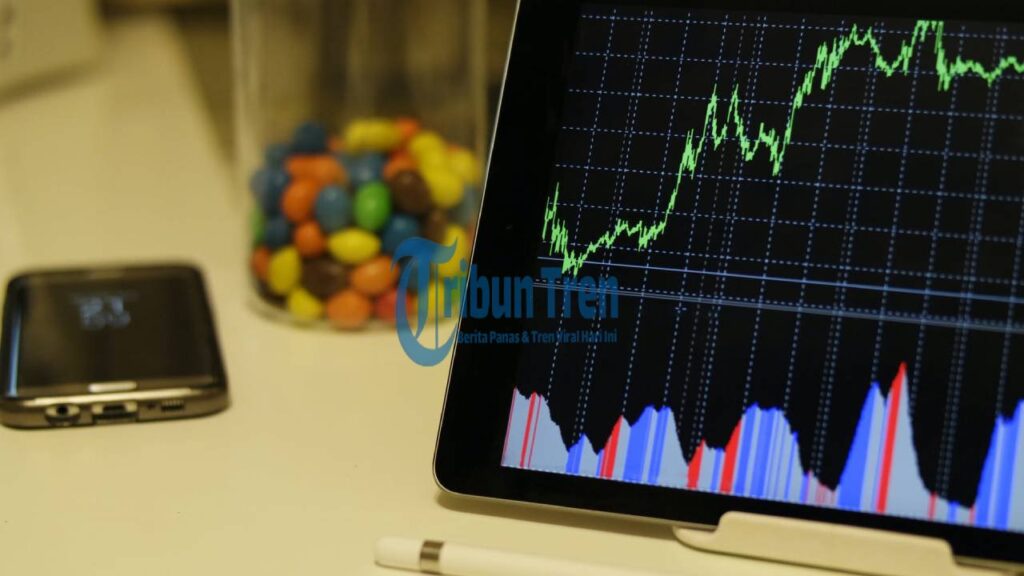 Kenapa Saham BBCA Turun Terus? Jeblok ke Level Terendah 
